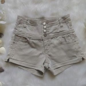 💅 5 for $25 💅 Almost Famous shorts